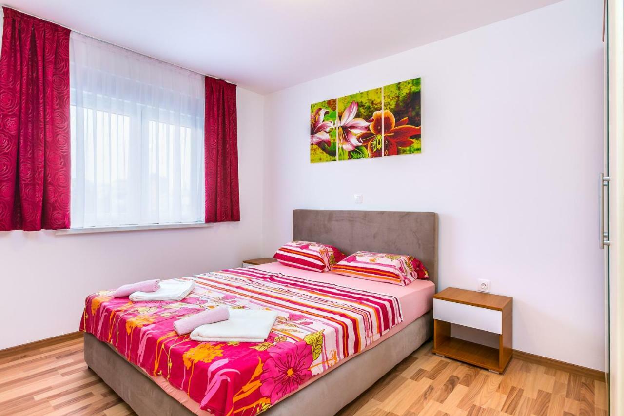 Hotel Dragan K3 Medolino Esterno foto