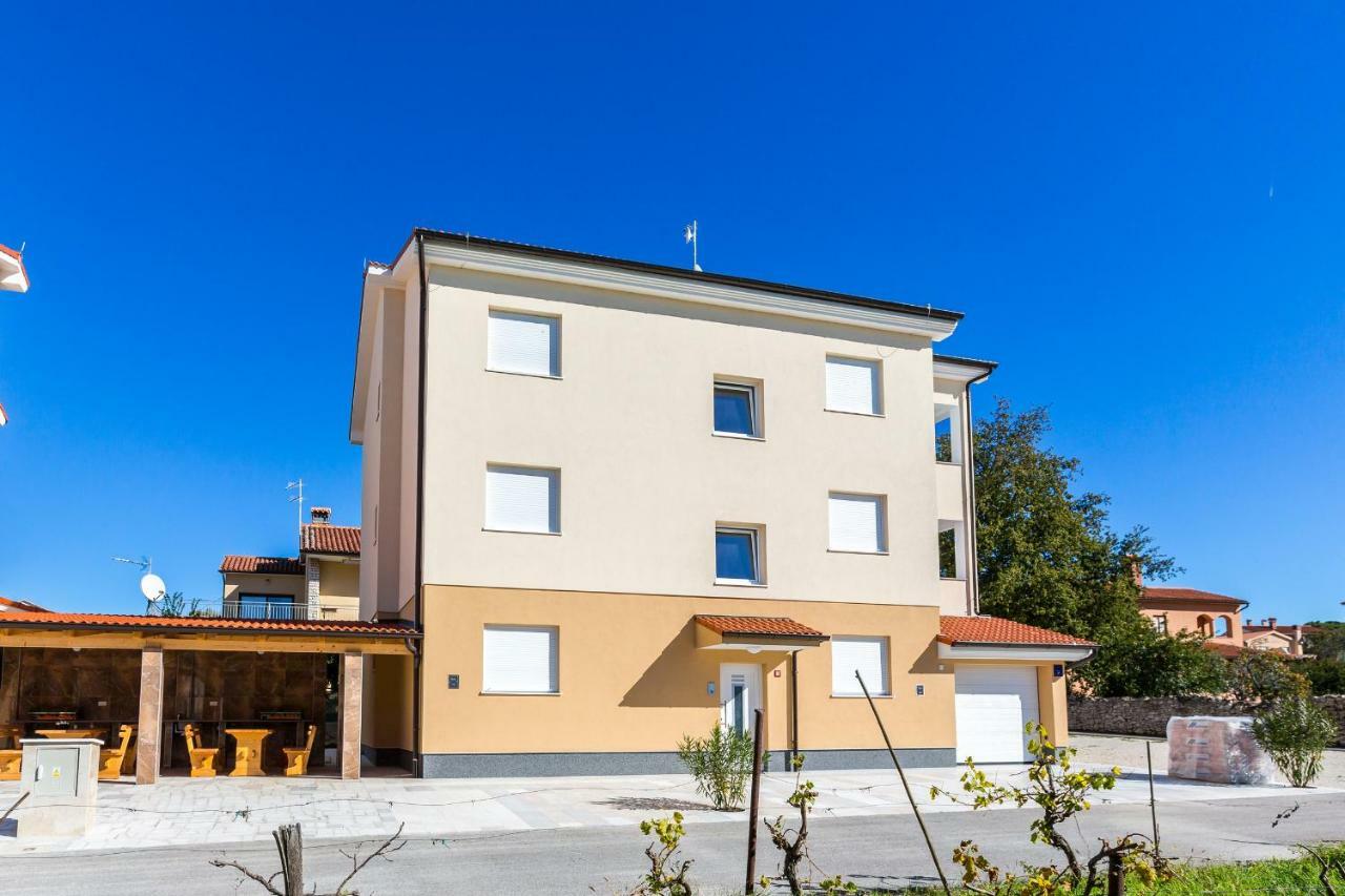 Hotel Dragan K3 Medolino Esterno foto